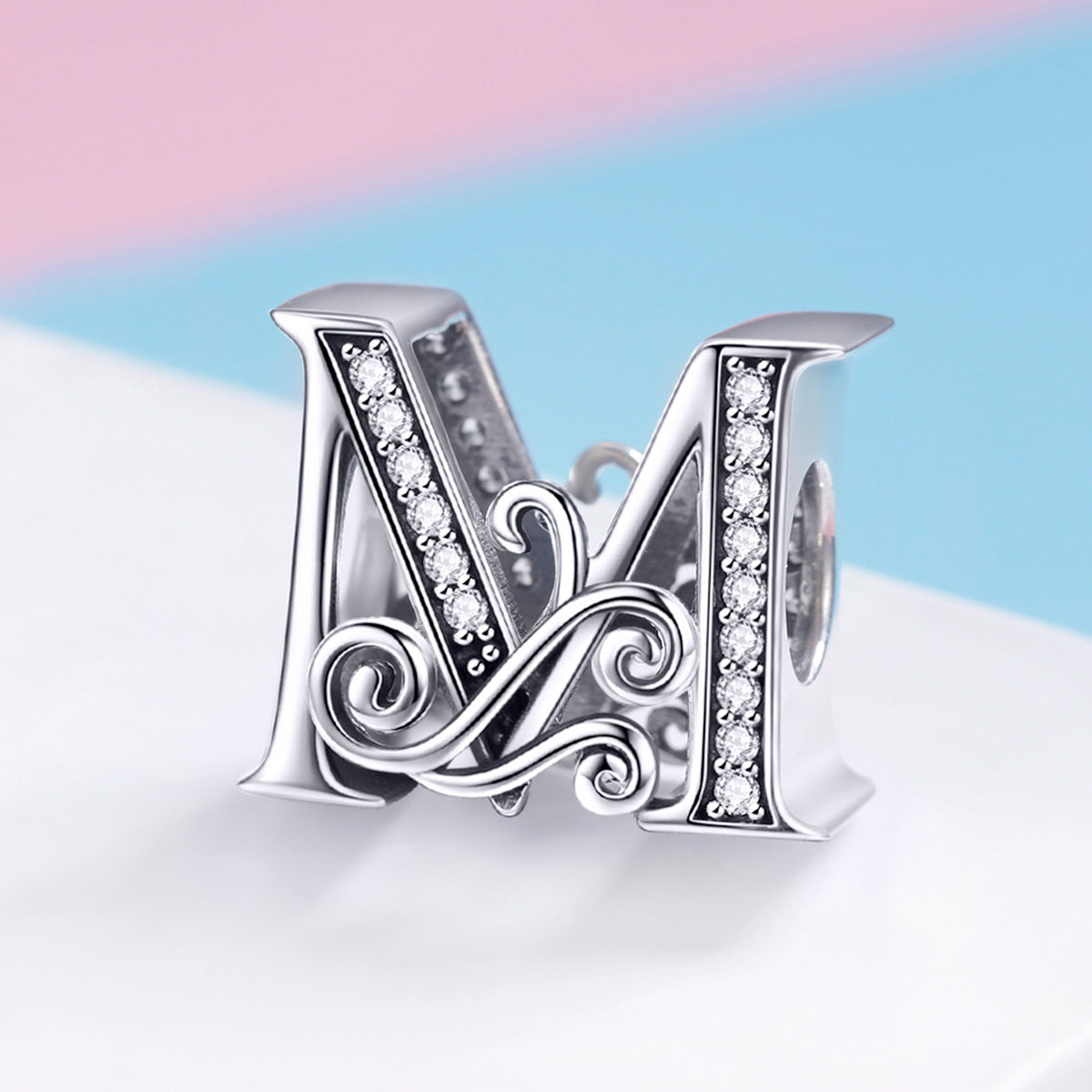 Charm "Iniziale M" 💎