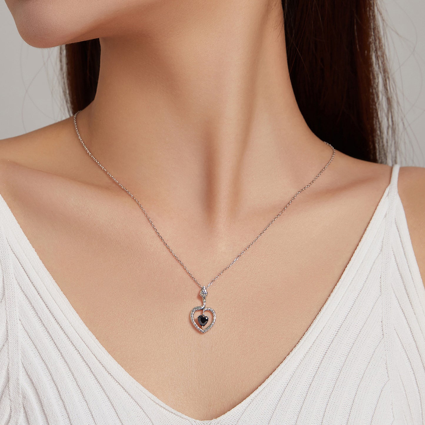 Collana "Serpente Incantato" 🐍🖤