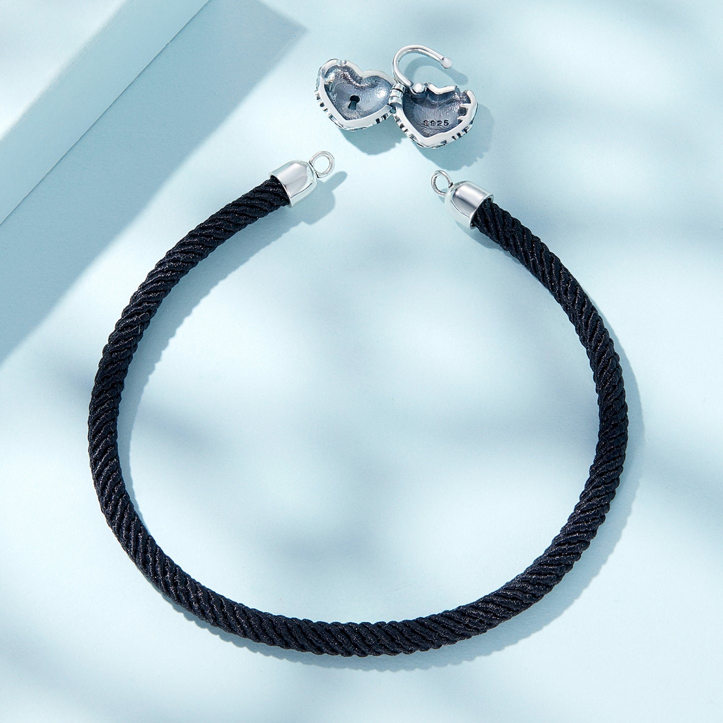 Bracciale "Cuore Nero" 🖤🔐