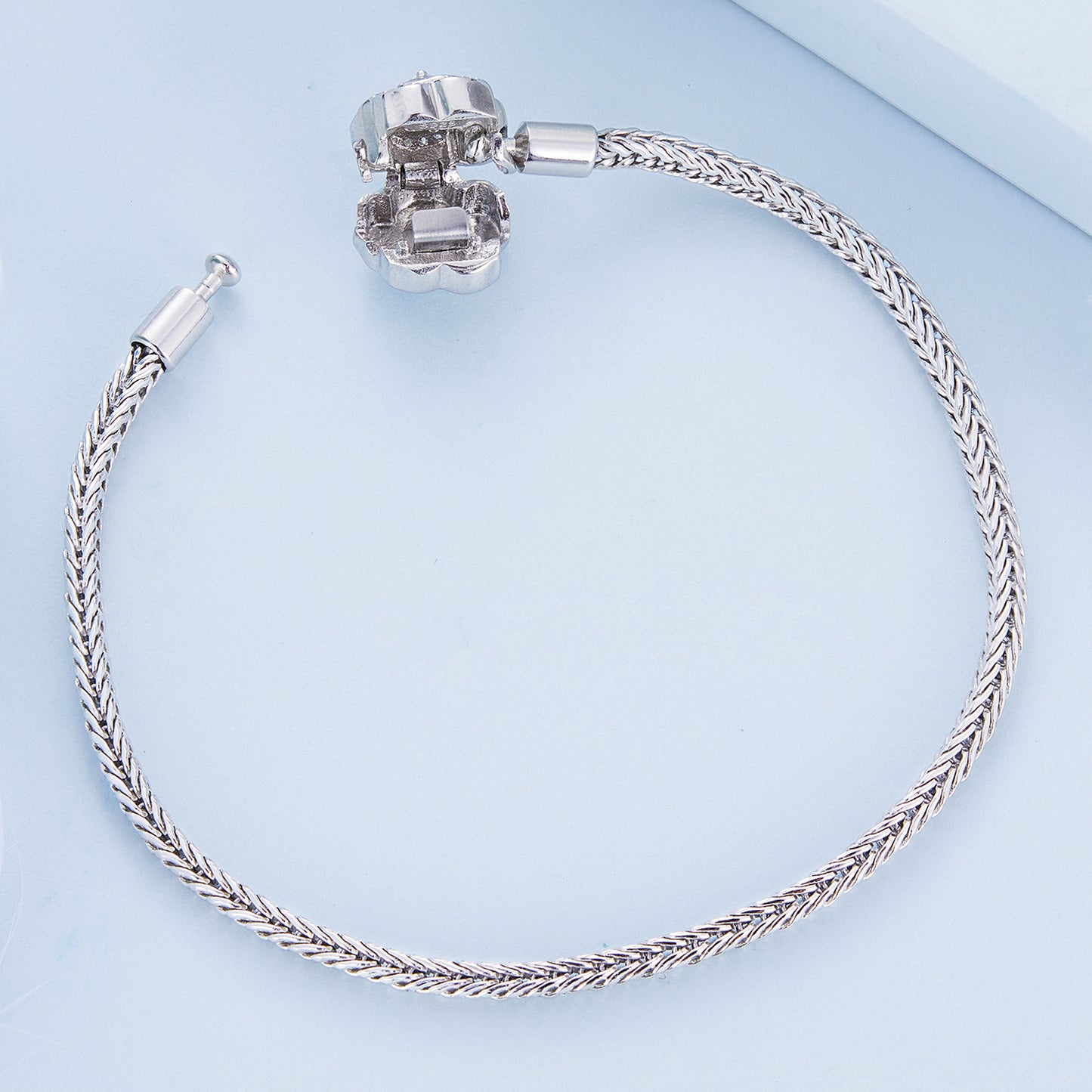 Bracciale "Eleganza in Fiore"🌹💎