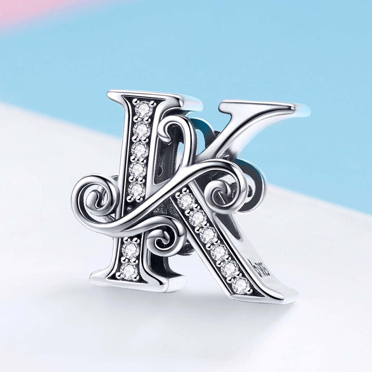 Charm "Iniziale K" 🧲