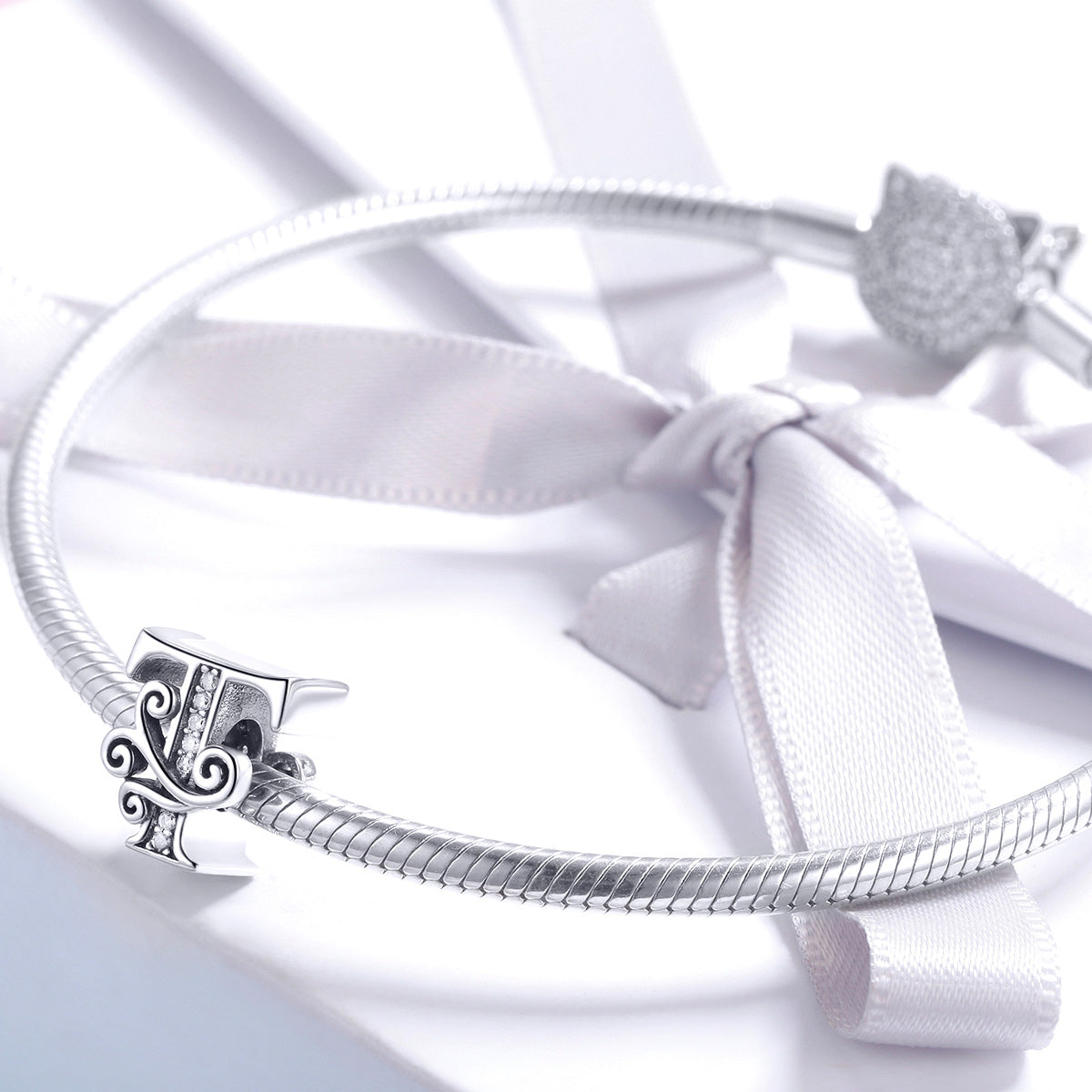 Charm "Iniziale T" 🌟