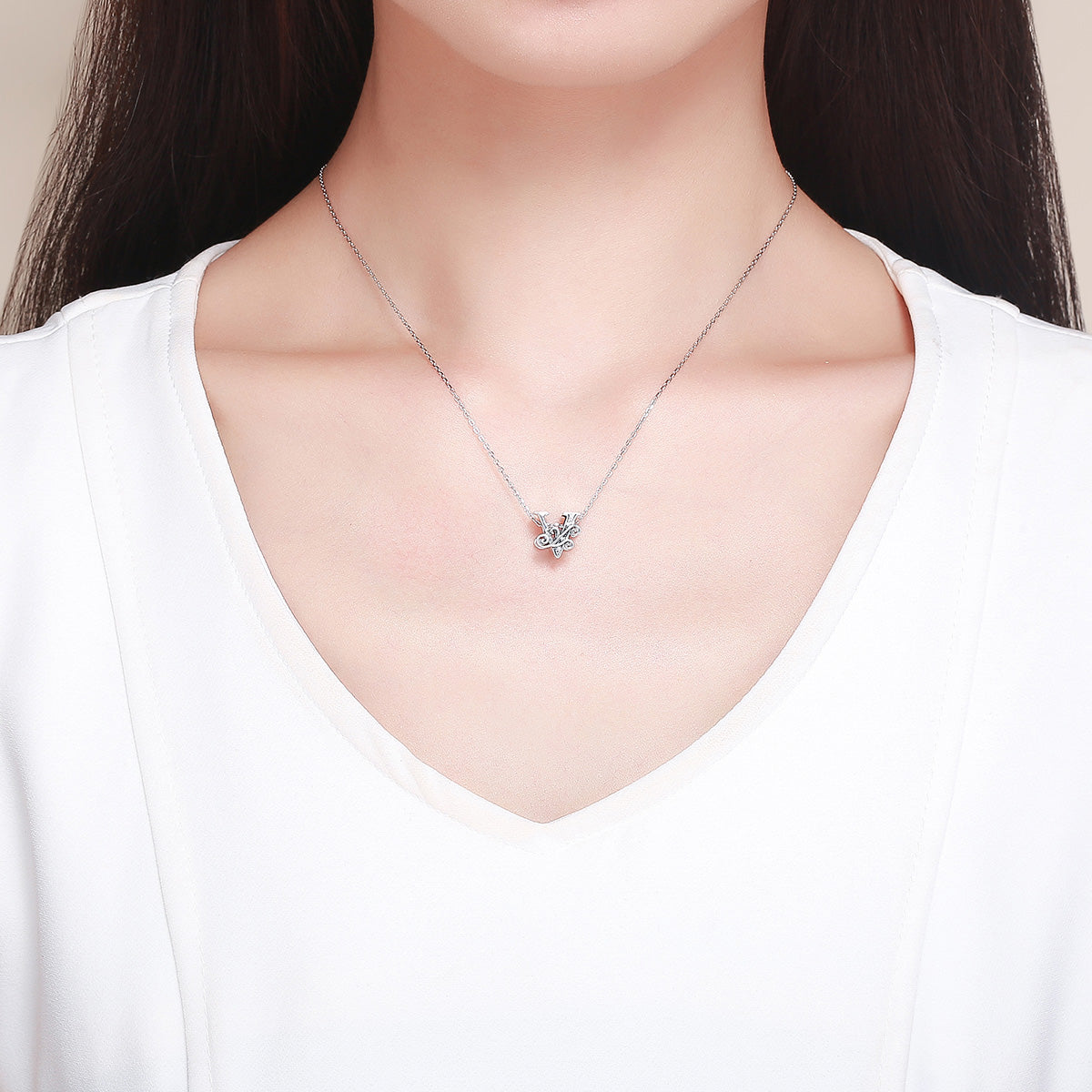 Charm "Iniziale V" 🦋