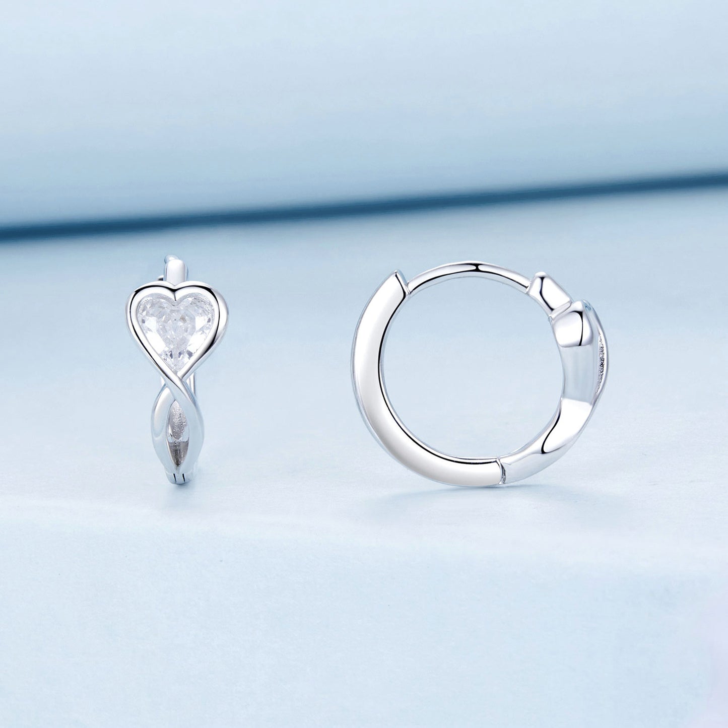 Orecchini "Abbraccio Infinito" 💎