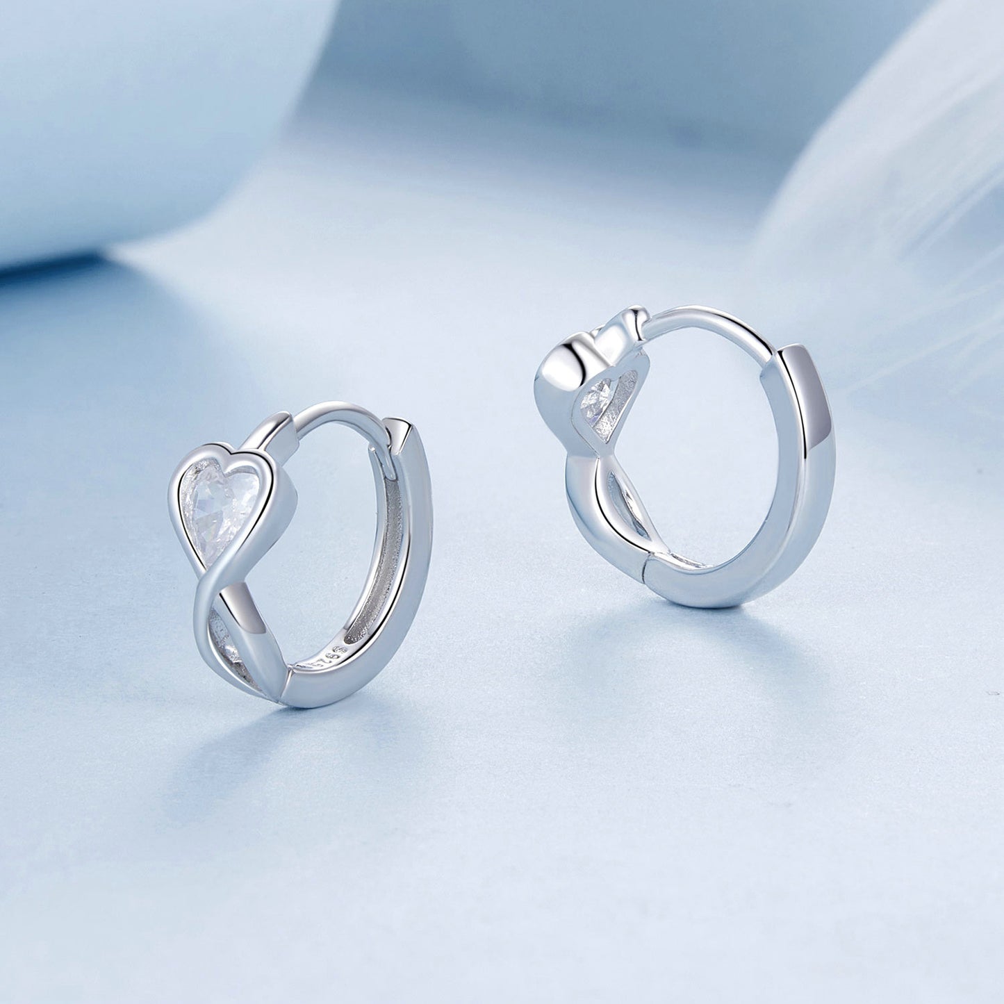 Orecchini "Abbraccio Infinito" 💎