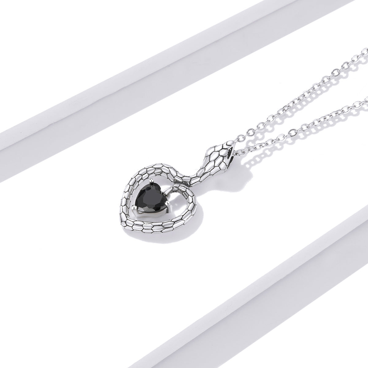 Collana "Serpente Incantato" 🐍🖤