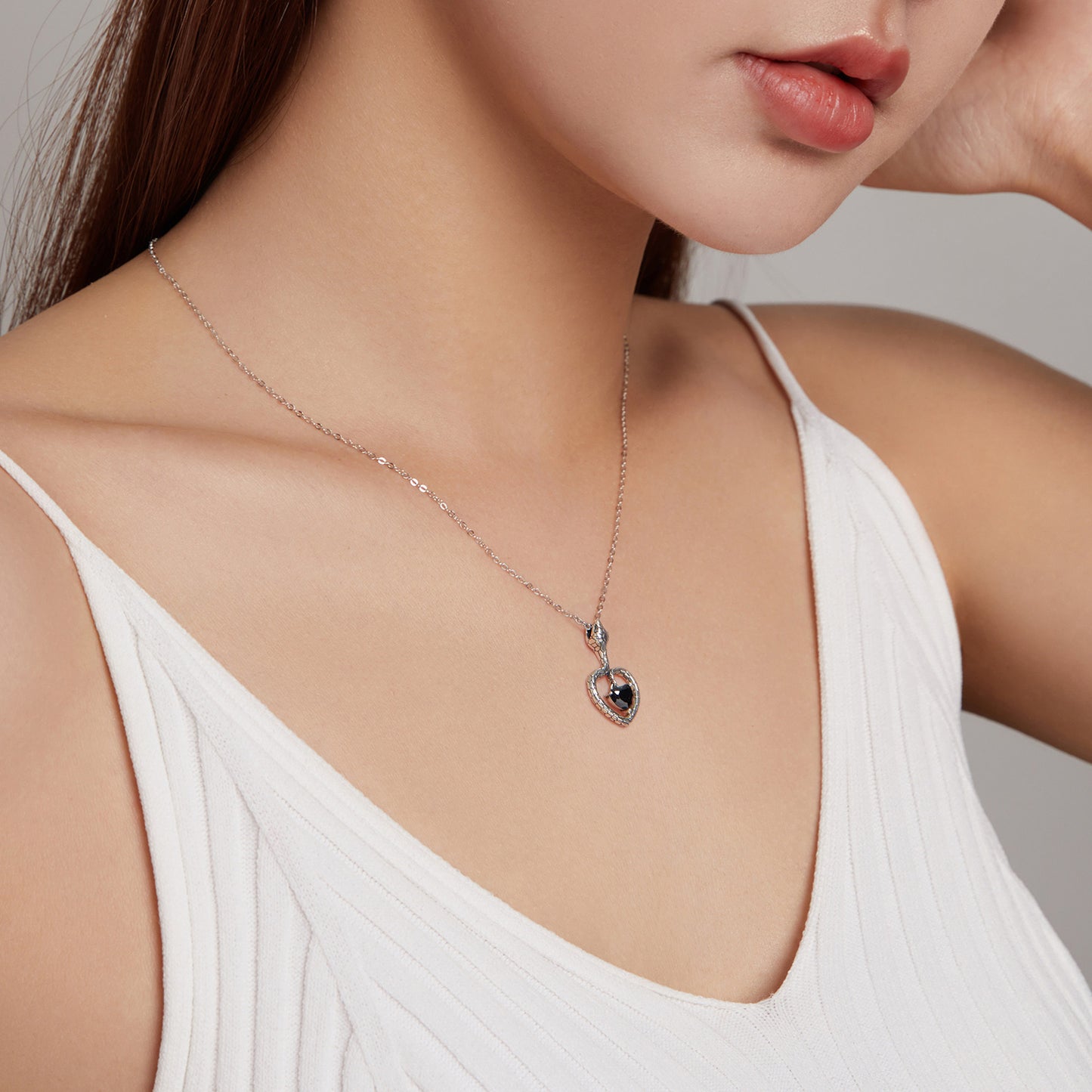 Collana "Serpente Incantato" 🐍🖤