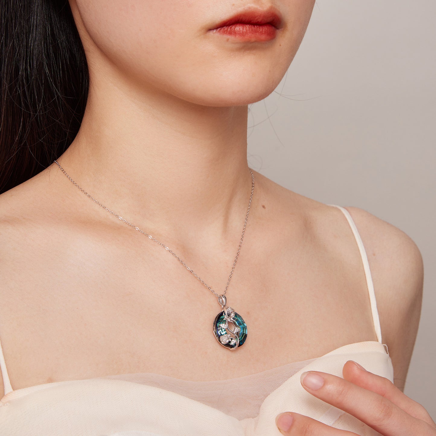 Collana "Riflesso Fiorito" 🌸
