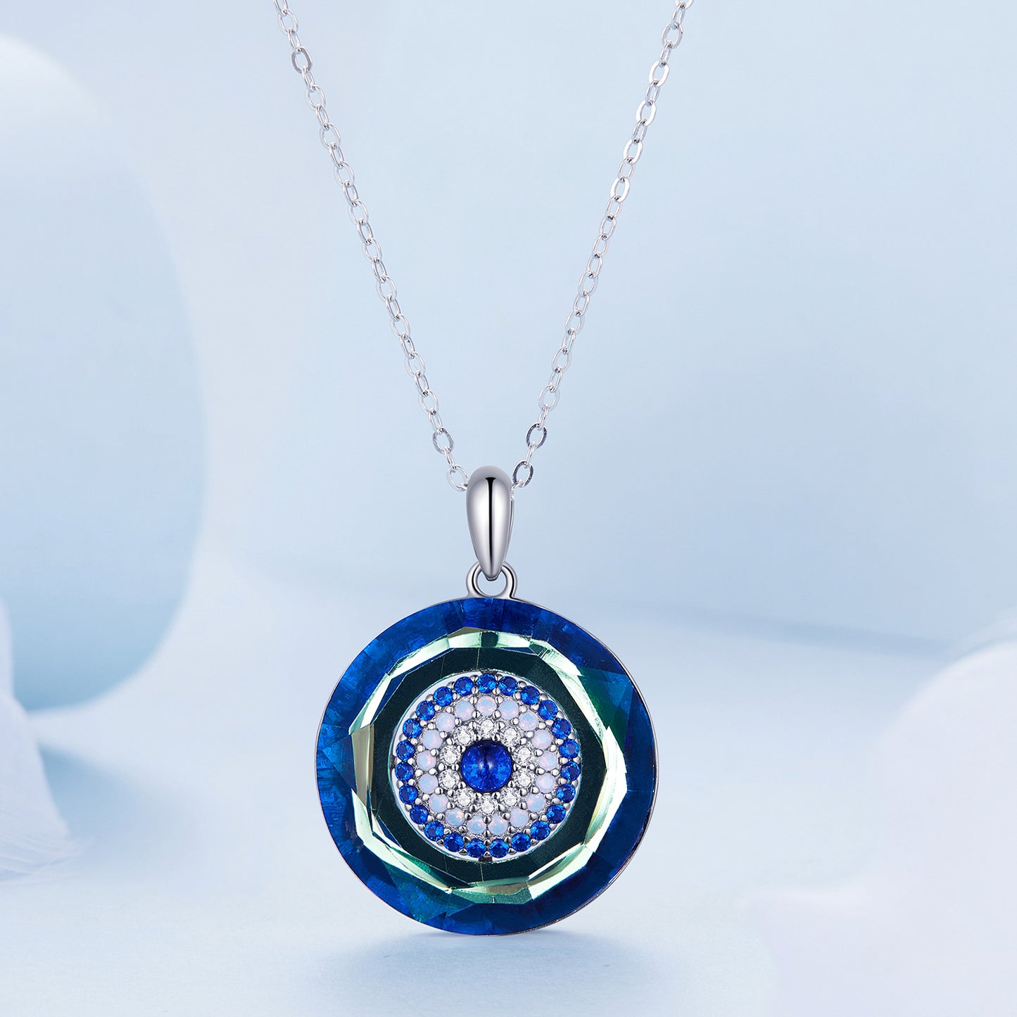 Collana "Sguardo Cristallino" 🧿