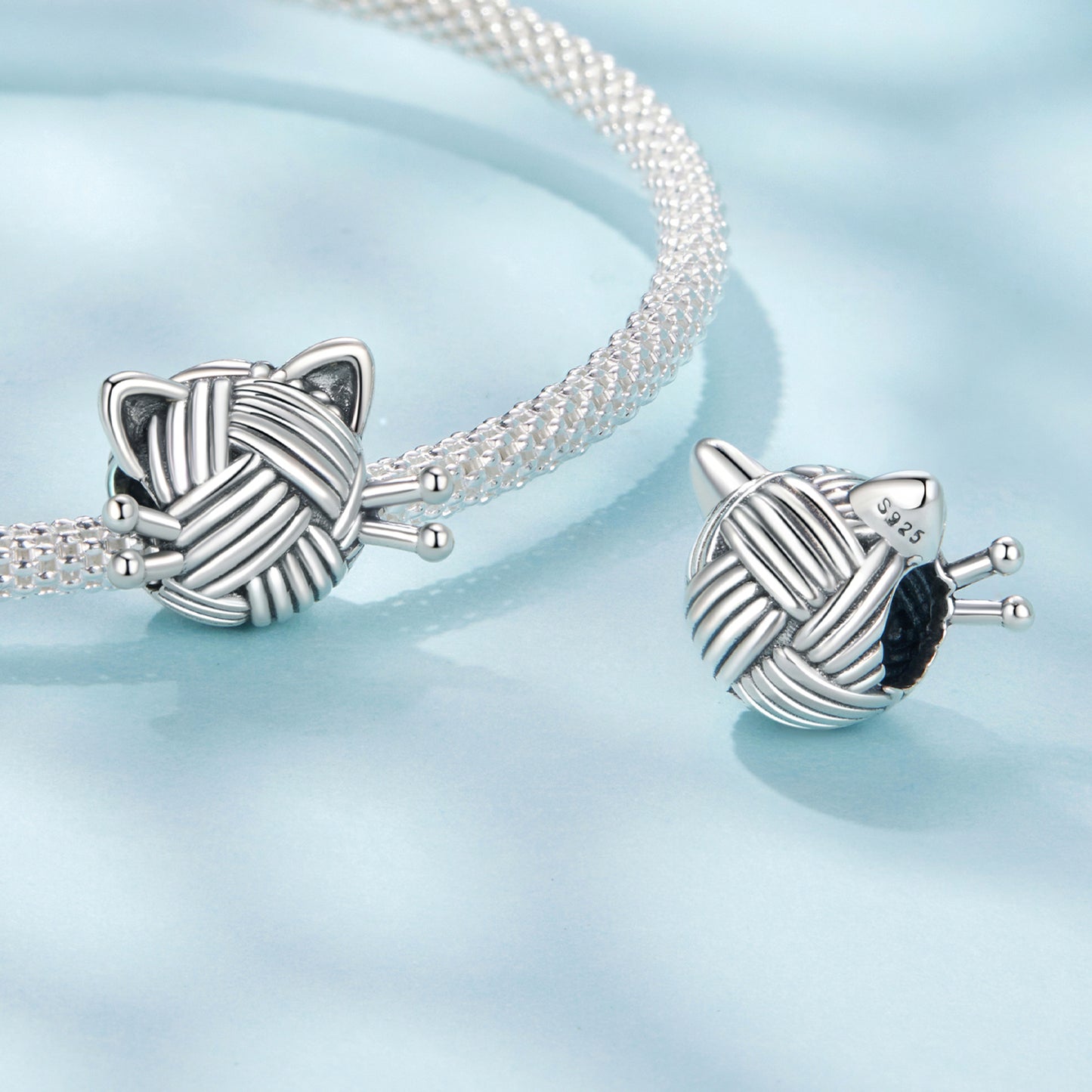 Charm "Gomitolo Coccoloso" 🐱🧶